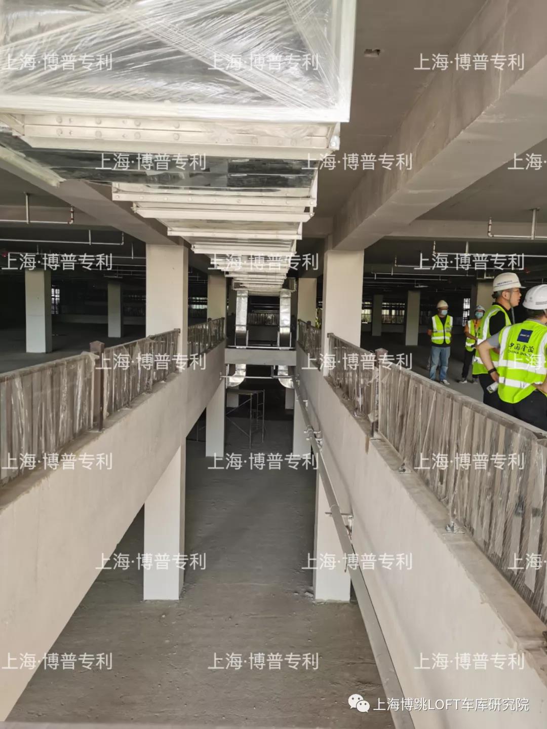 长寿恭喜金茂集团第一个LOFT专利车库项目封顶！（限内部参观）